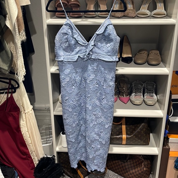 Bardot Dresses & Skirts - Bardot spring blue lace dress